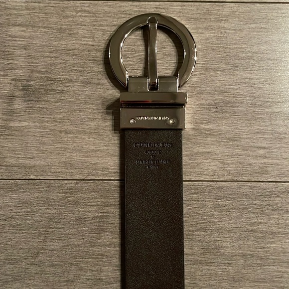 CALVIN KLEIN JEANS Reversible Belt Dark Brown and Black. Size Medium - Picture 4 of 10